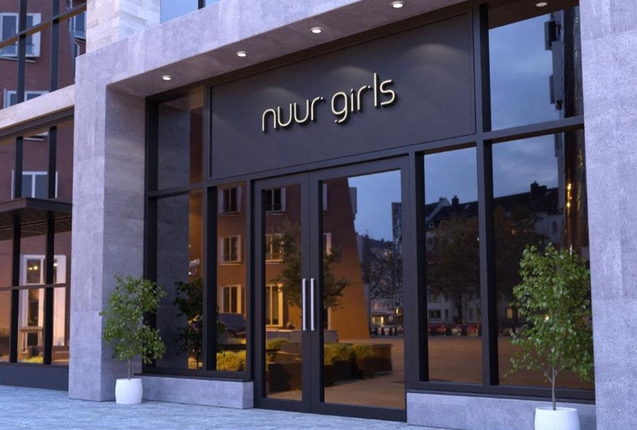 Choosing Dresses for Girls in Summer
