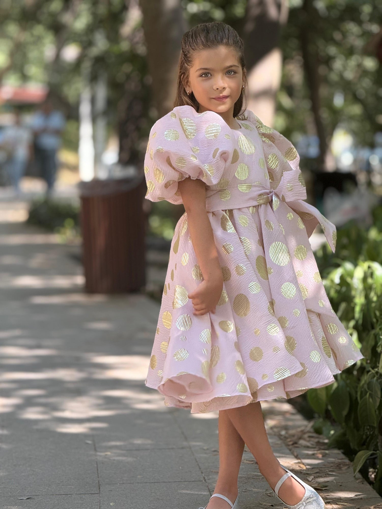 POLKA DOT PUFF SLEEVE GLITTER DRESS